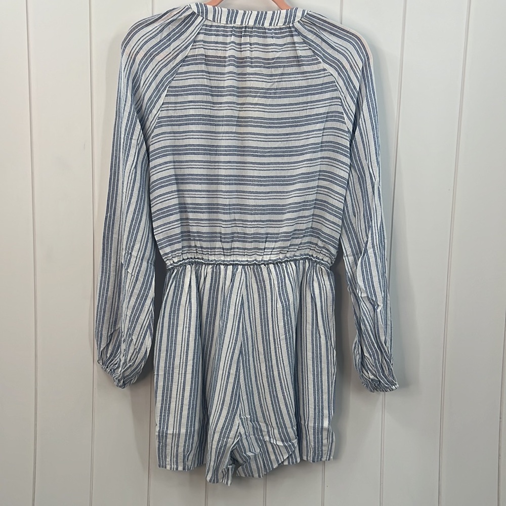 🆕Hem & Thread Striped Romper Button Front Tie Waist Detail S,M & L Available - Picture 9 of 10